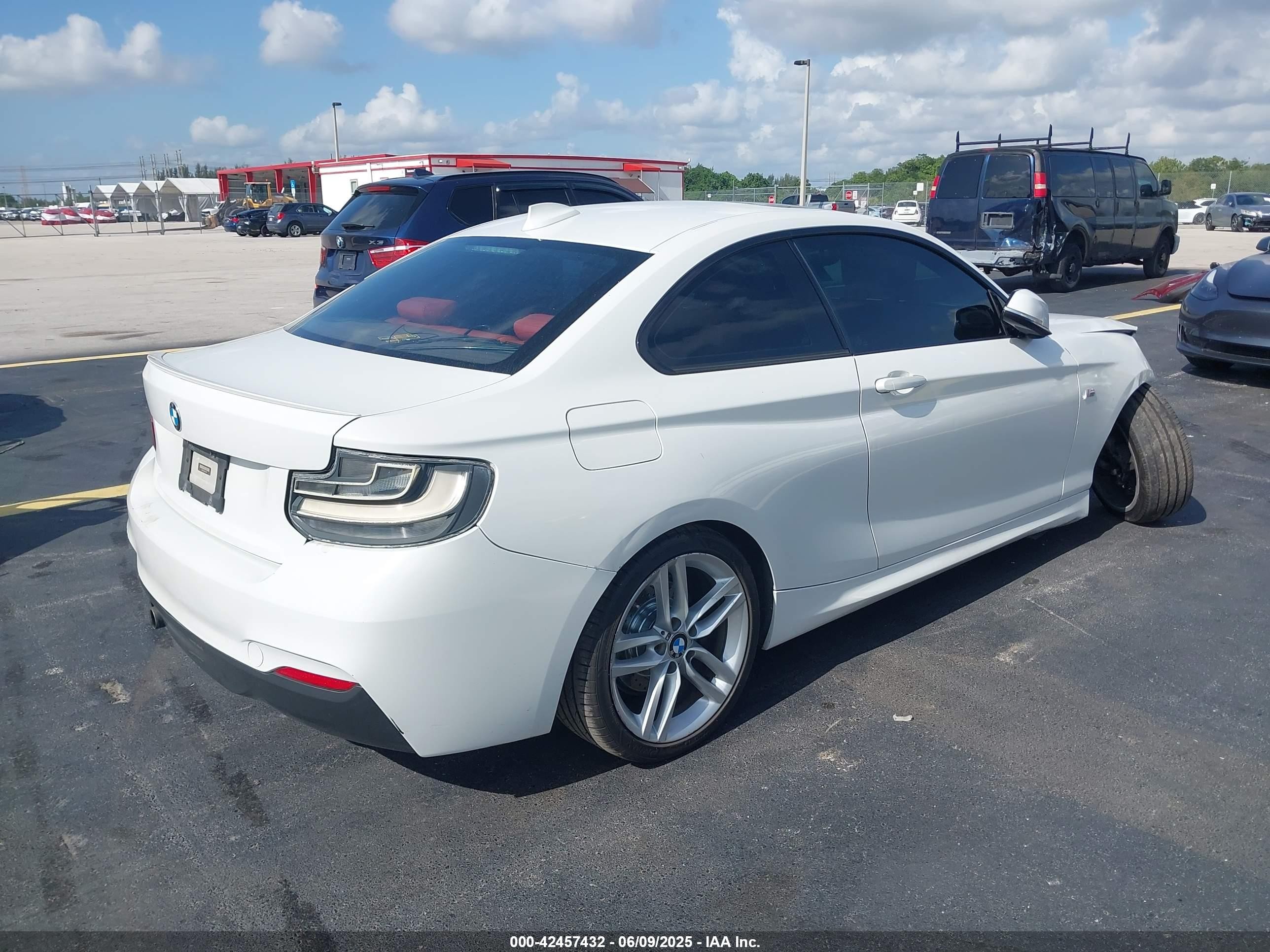 2014 Bmw 228i   White vin: WBA1F5C54EV246340