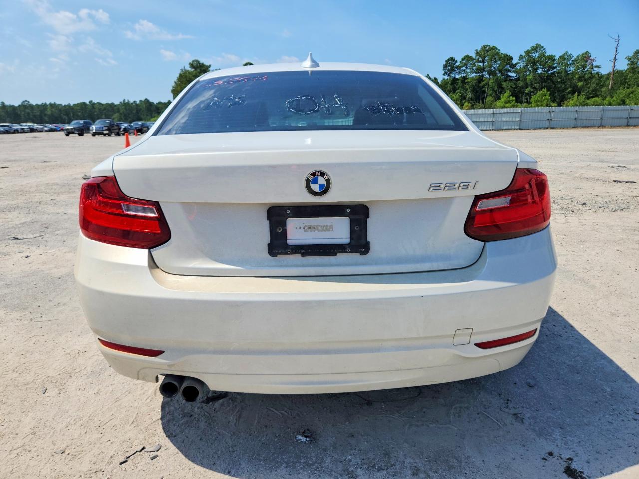 2014 Bmw 228 I White vin: WBA1F5C54EV255846