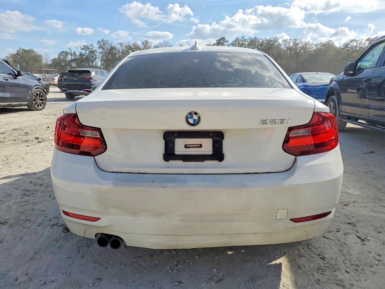 2014 Bmw 228 I White vin: WBA1F5C54EVV99113