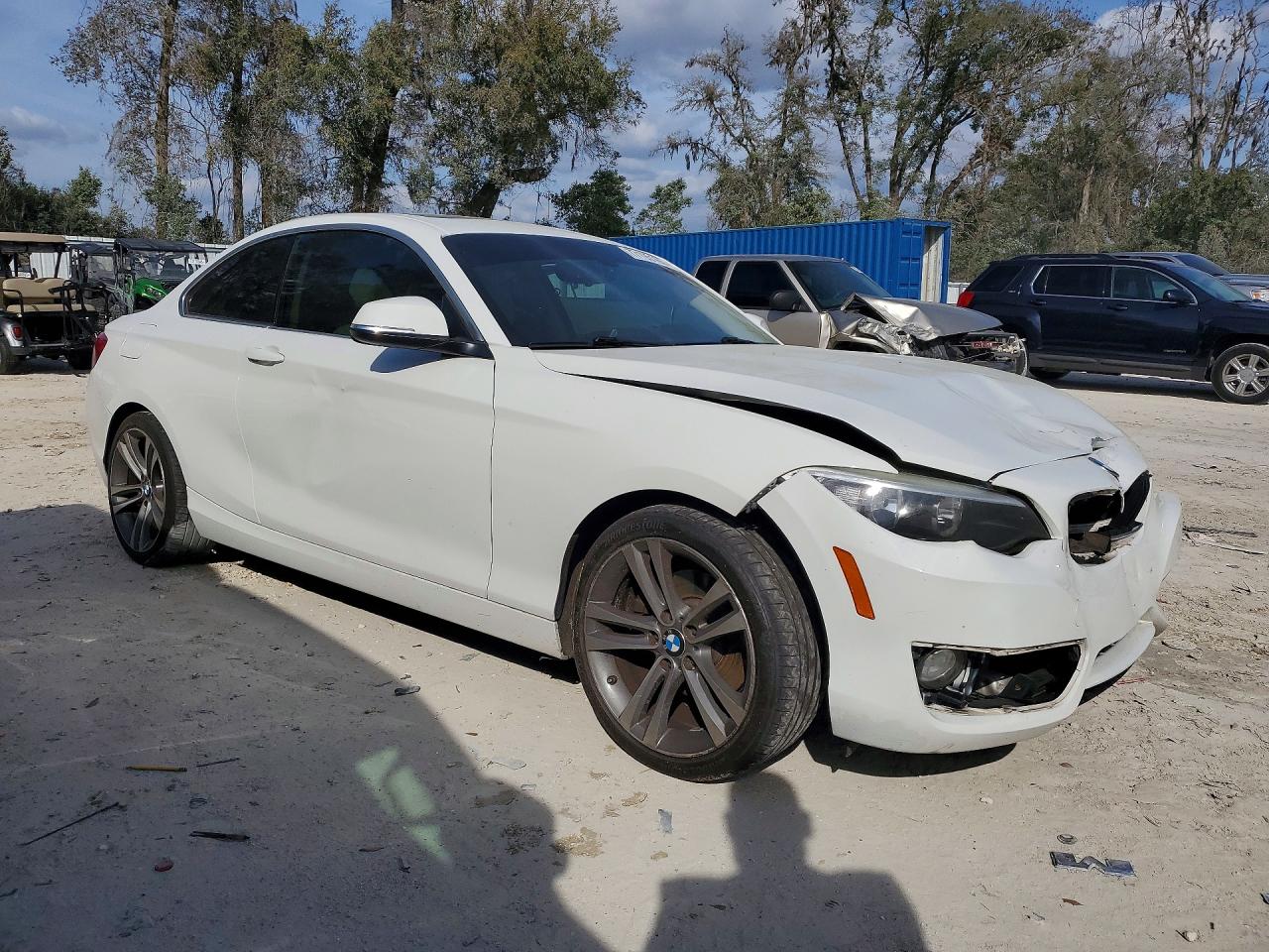 2014 Bmw 228 I White vin: WBA1F5C54EVV99113
