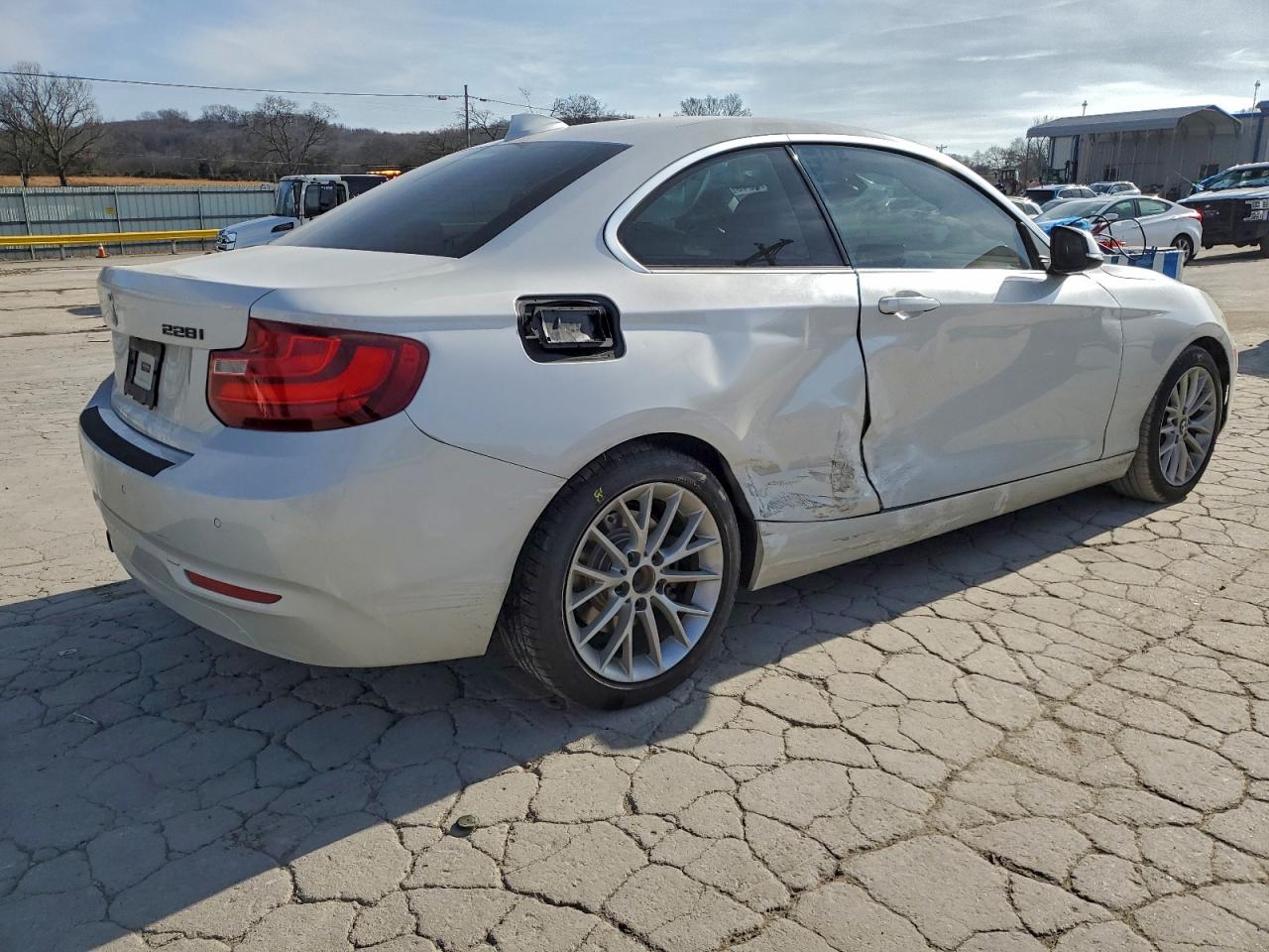 2014 Bmw 228 I White vin: WBA1F5C56EV246307