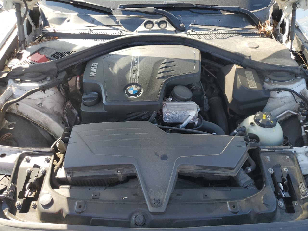 2014 Bmw 228 I White vin: WBA1F5C56EVV99551