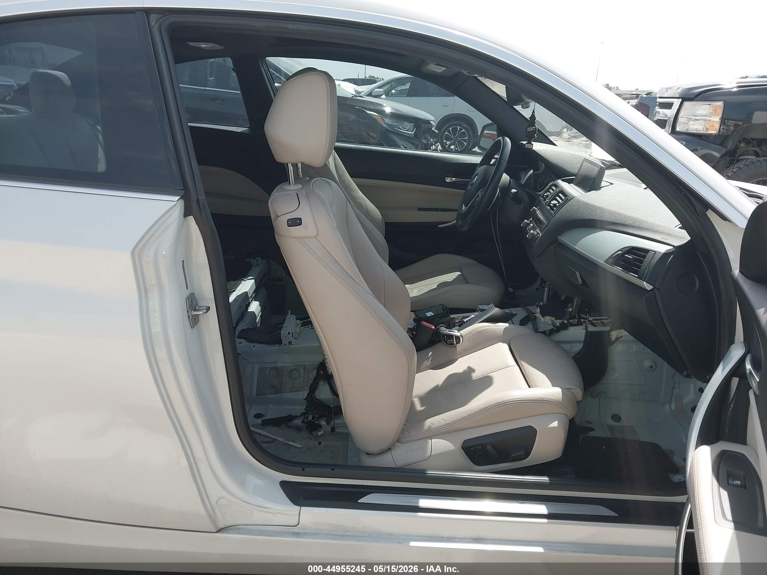 2014 Bmw 228i   White vin: WBA1F5C59EV255972