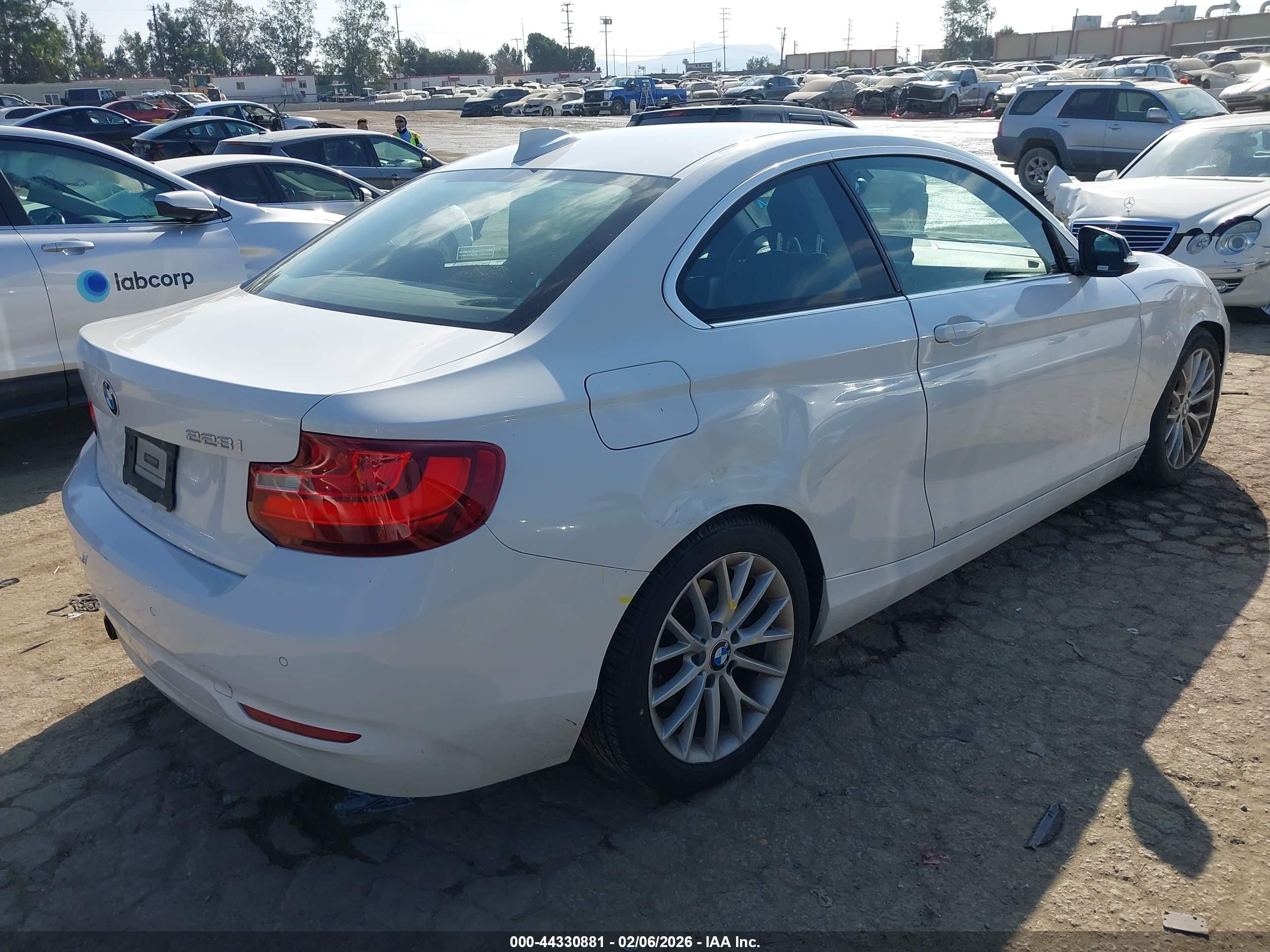 2014 Bmw 228i   White vin: WBA1F5C59EVV99365