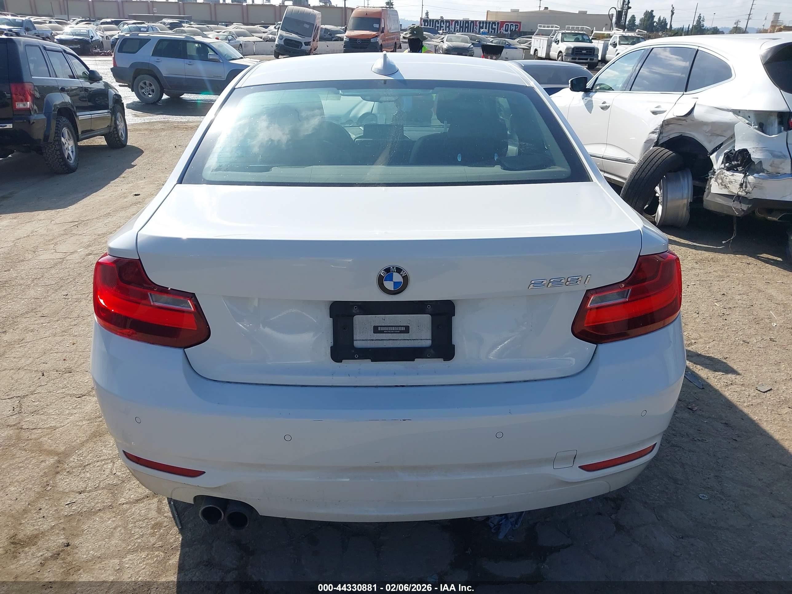 2014 Bmw 228i   White vin: WBA1F5C59EVV99365