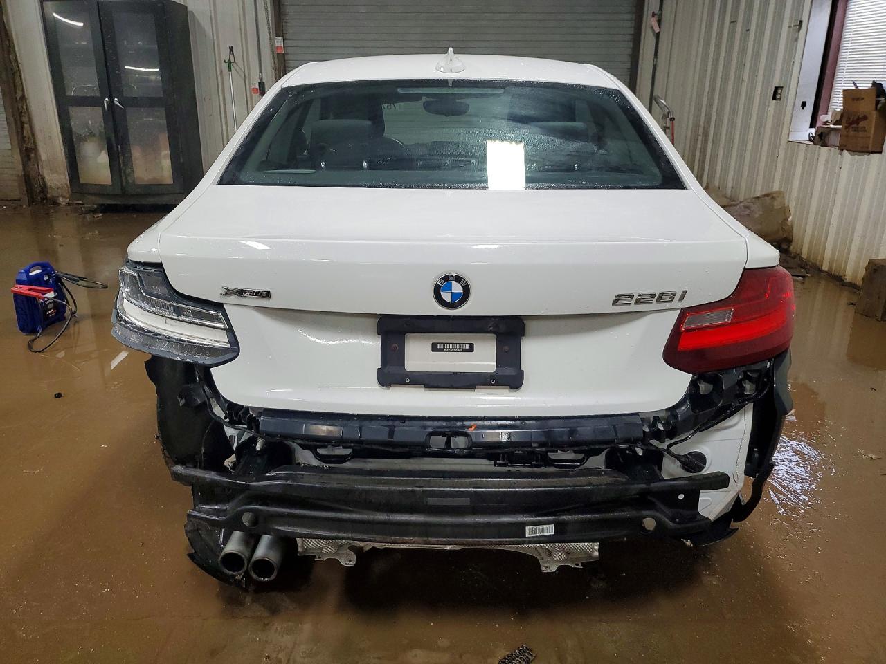 2015 Bmw 228 Xi White vin: WBA1F7C51FVX96205