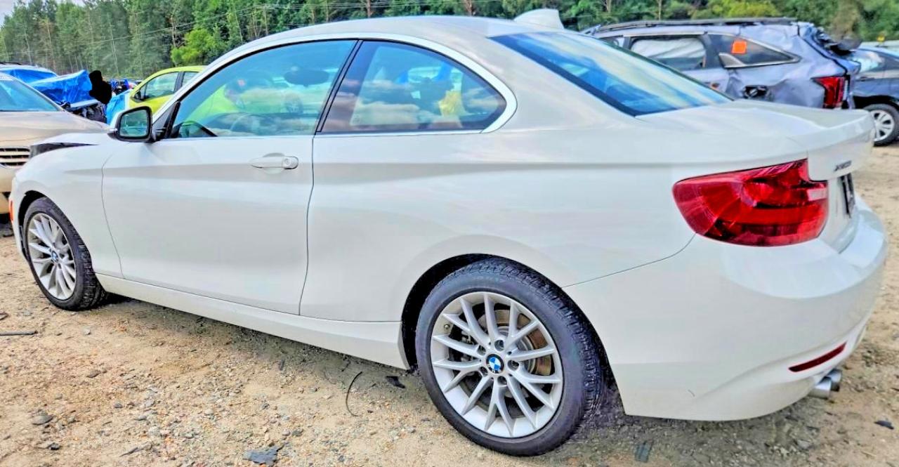 2015 Bmw 228 Xi Белый vin: WBA1F7C56FV367271