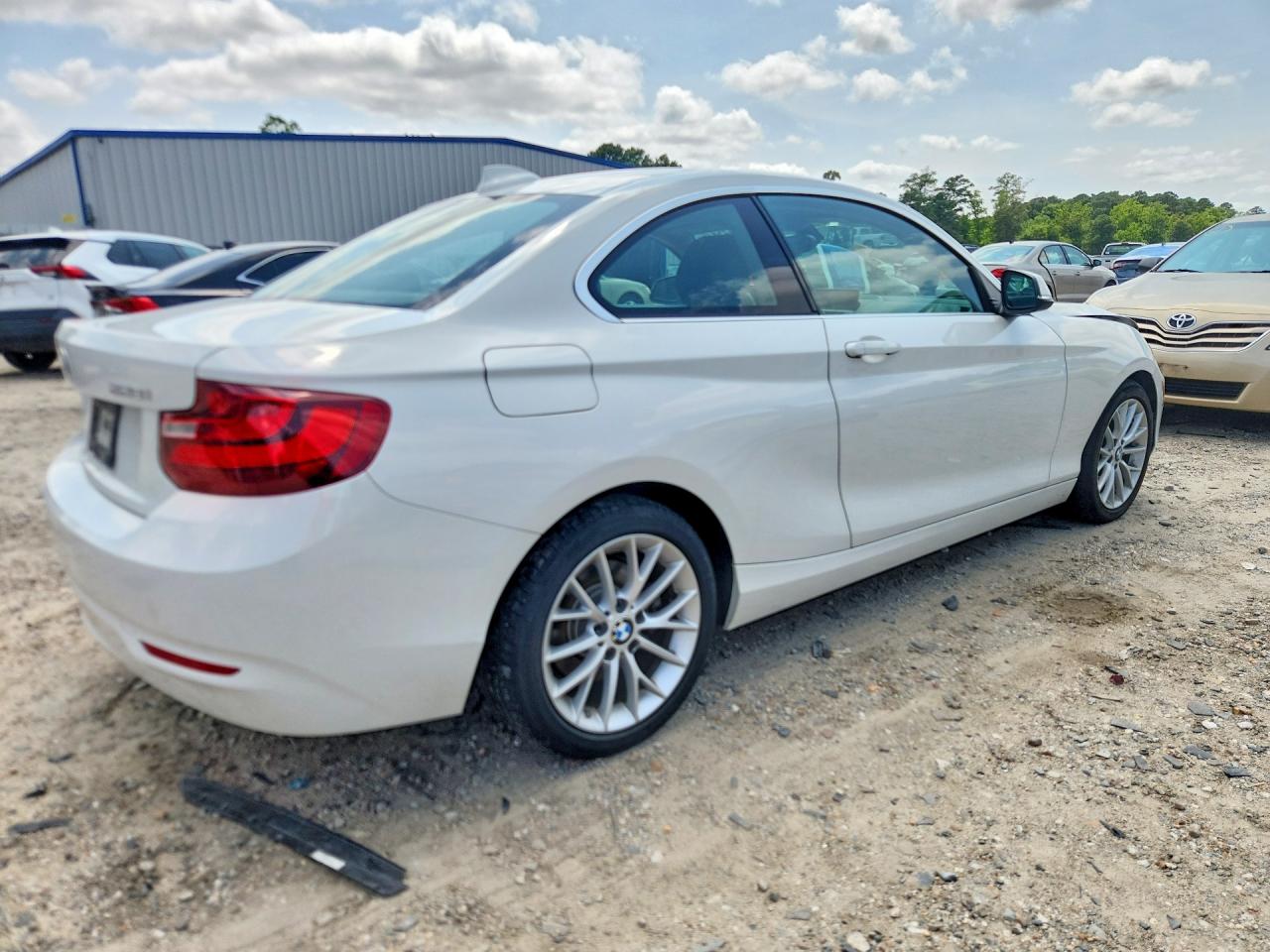 2015 Bmw 228 Xi Белый vin: WBA1F7C56FV367271