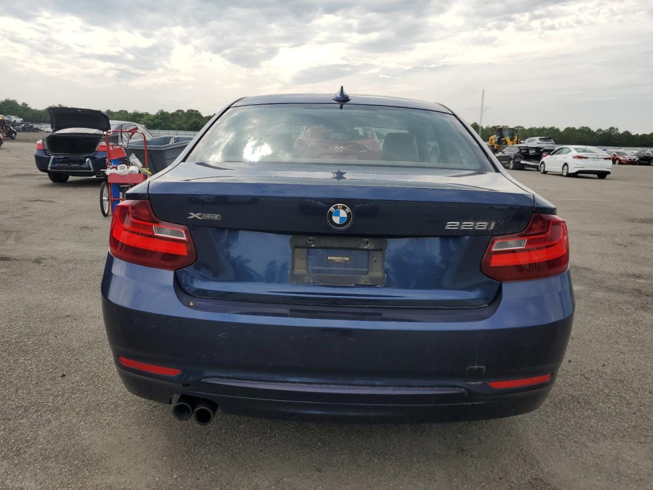 2016 Bmw 228 Xi Sulev   Blue vin: WBA1G9C59GVX97273