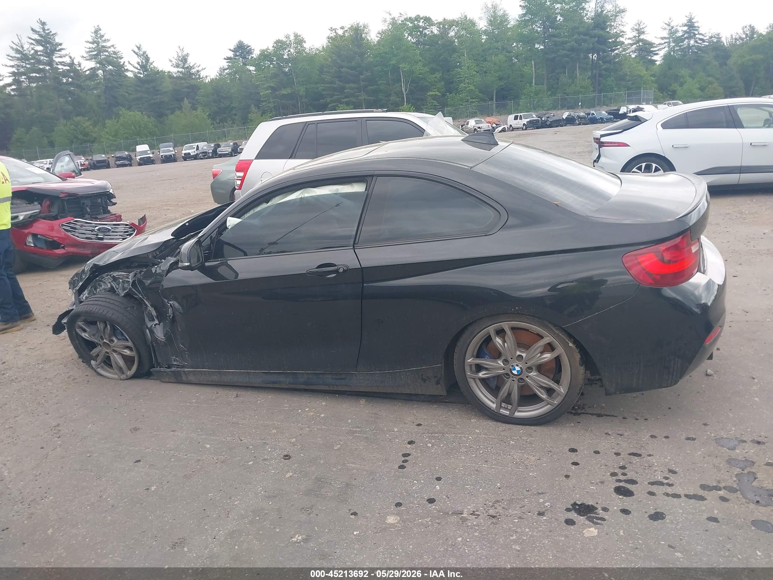 2016 Bmw M235i   Черный vin: WBA1J7C56GV359509