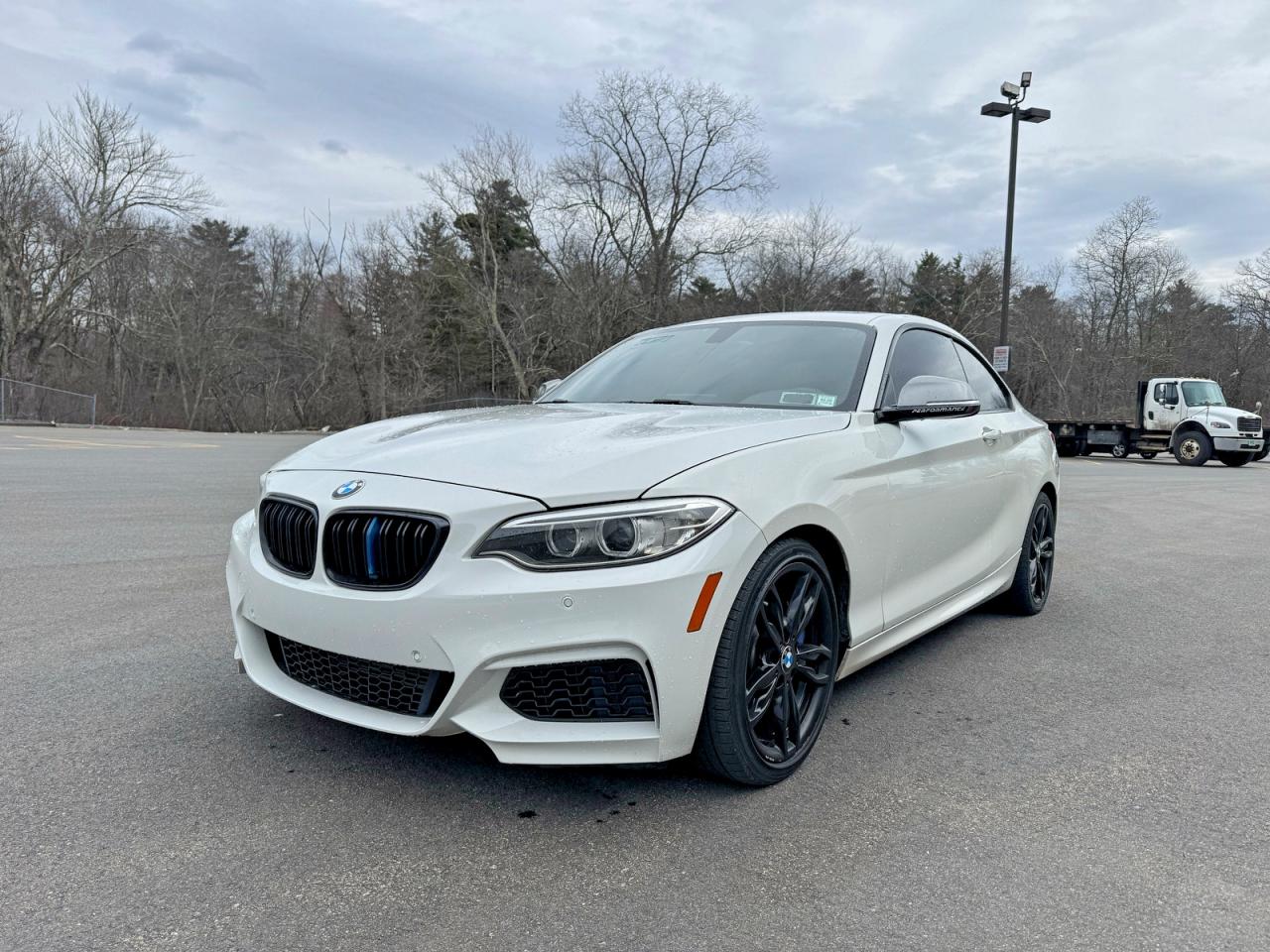 2015 Bmw Motorrad M235xi White vin: WBA1J9C56FV371511