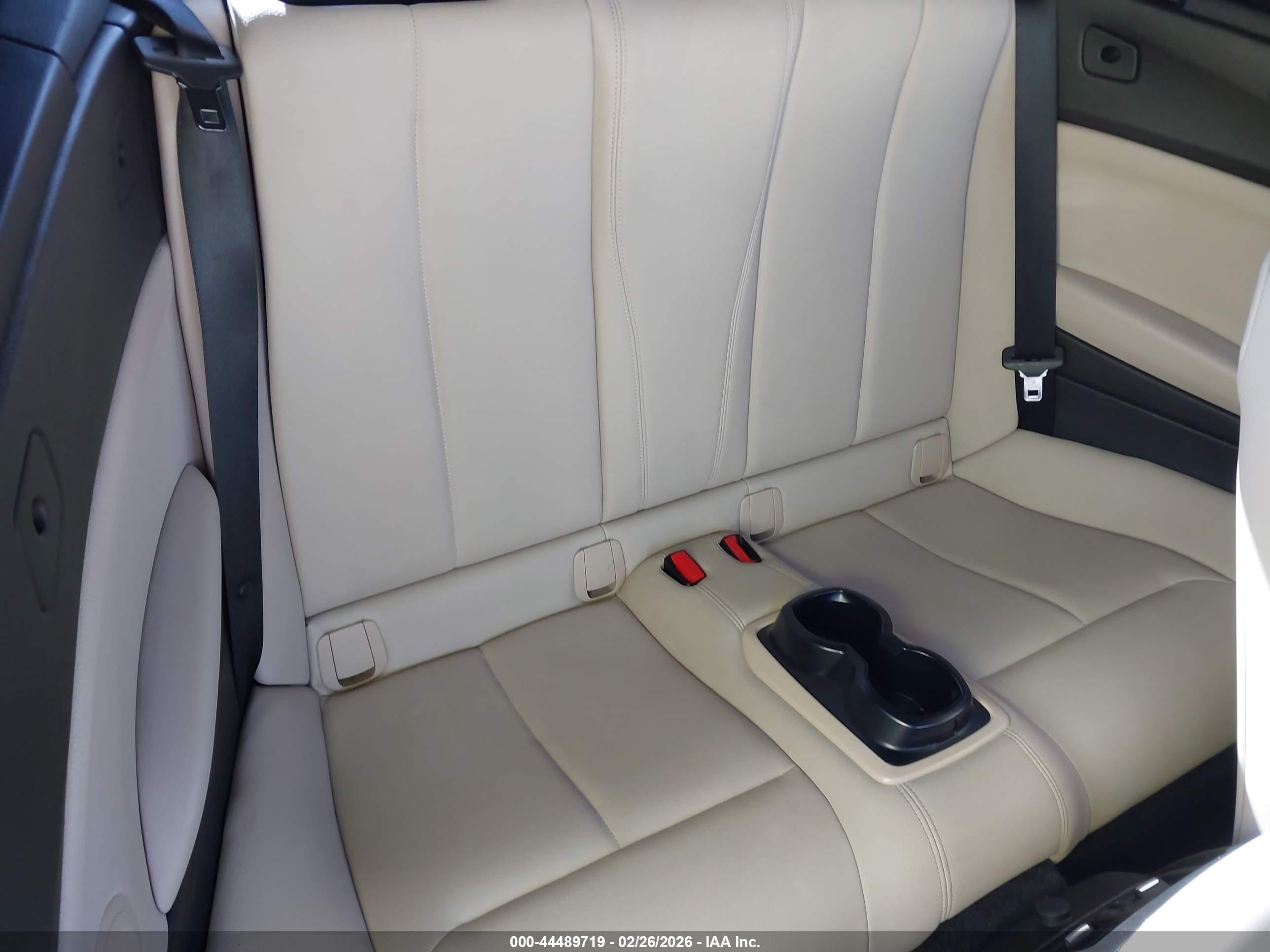 2015 Bmw 228i   Beige vin: WBA1K5C54FV242897