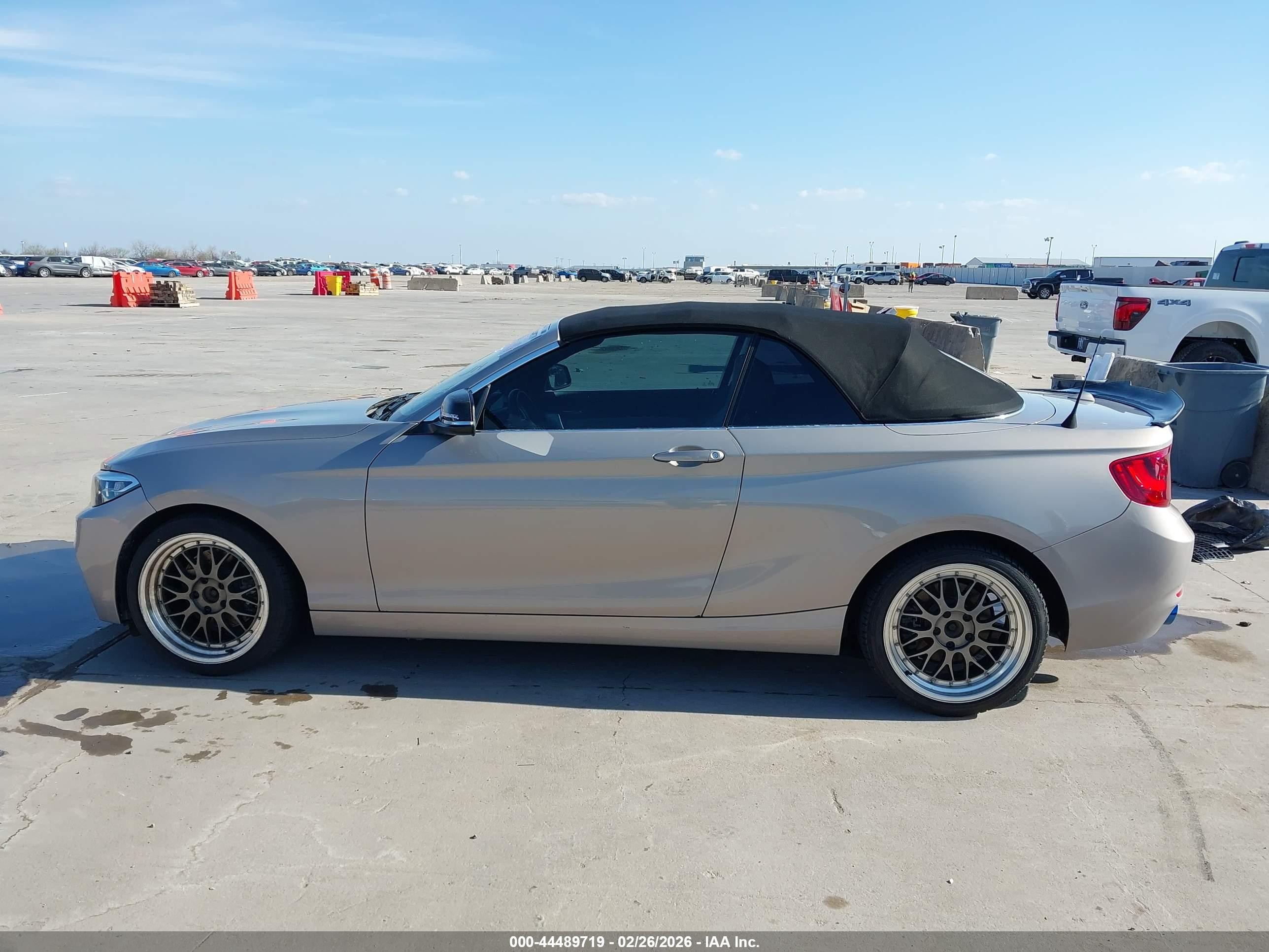 2015 Bmw 228i   Beige vin: WBA1K5C54FV242897
