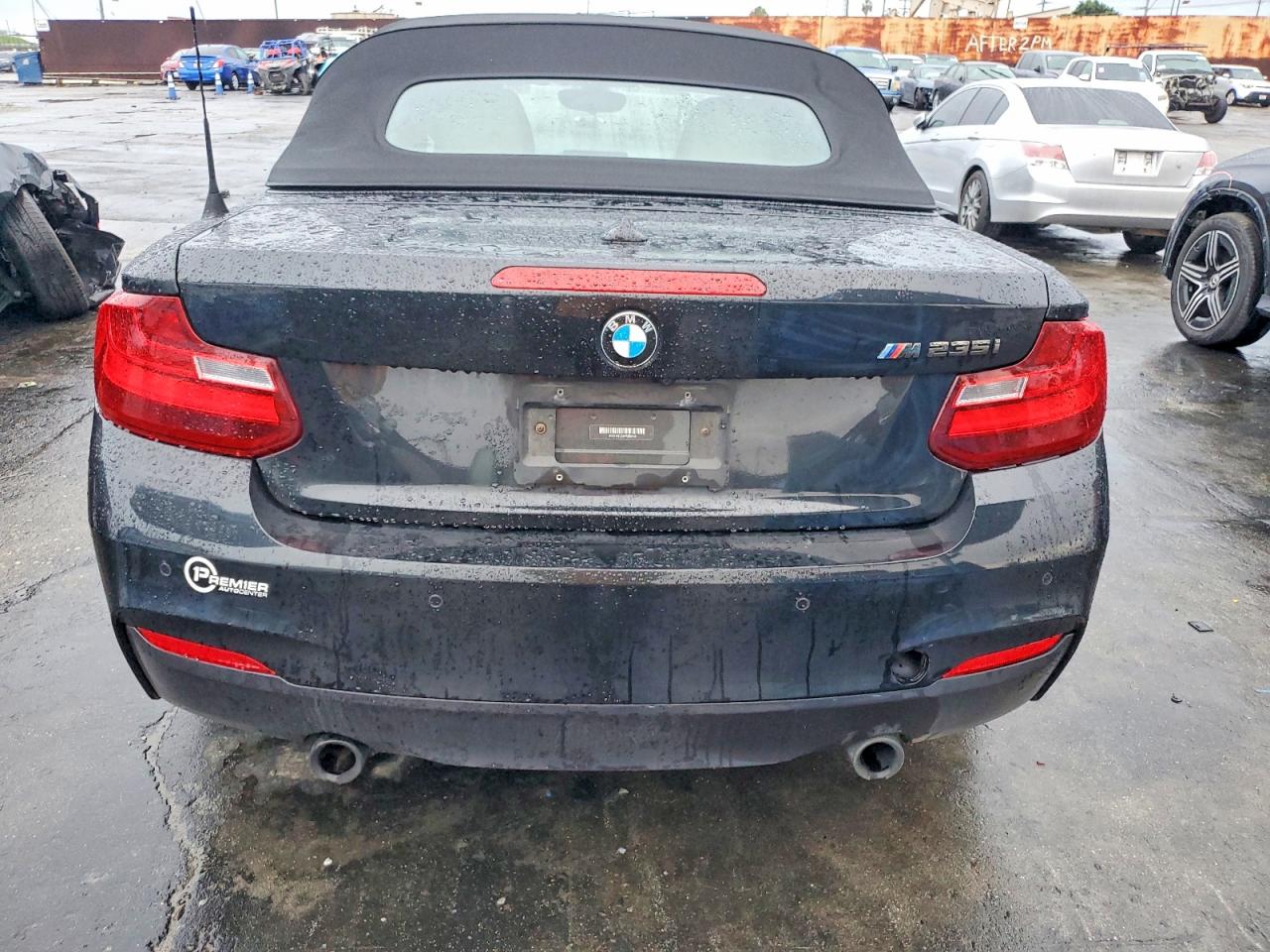 2015 Bmw Motorrad M235i Black vin: WBA1M1C58FV393468
