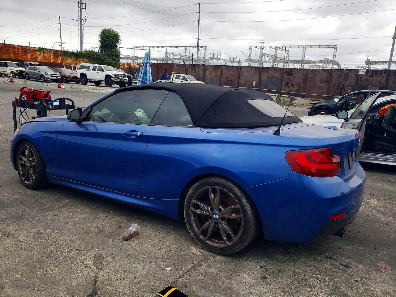 2015 Bmw M235i Blue vin: WBA1M1C58FV393521