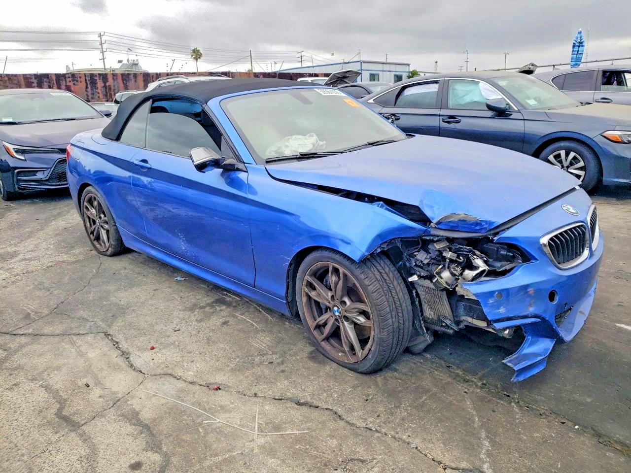 2015 Bmw M235i Blue vin: WBA1M1C58FV393521