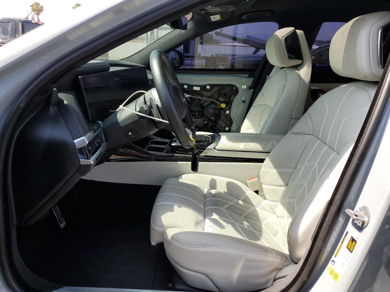2023 Bmw 740 I   Gray vin: WBA23EH01PCL79436