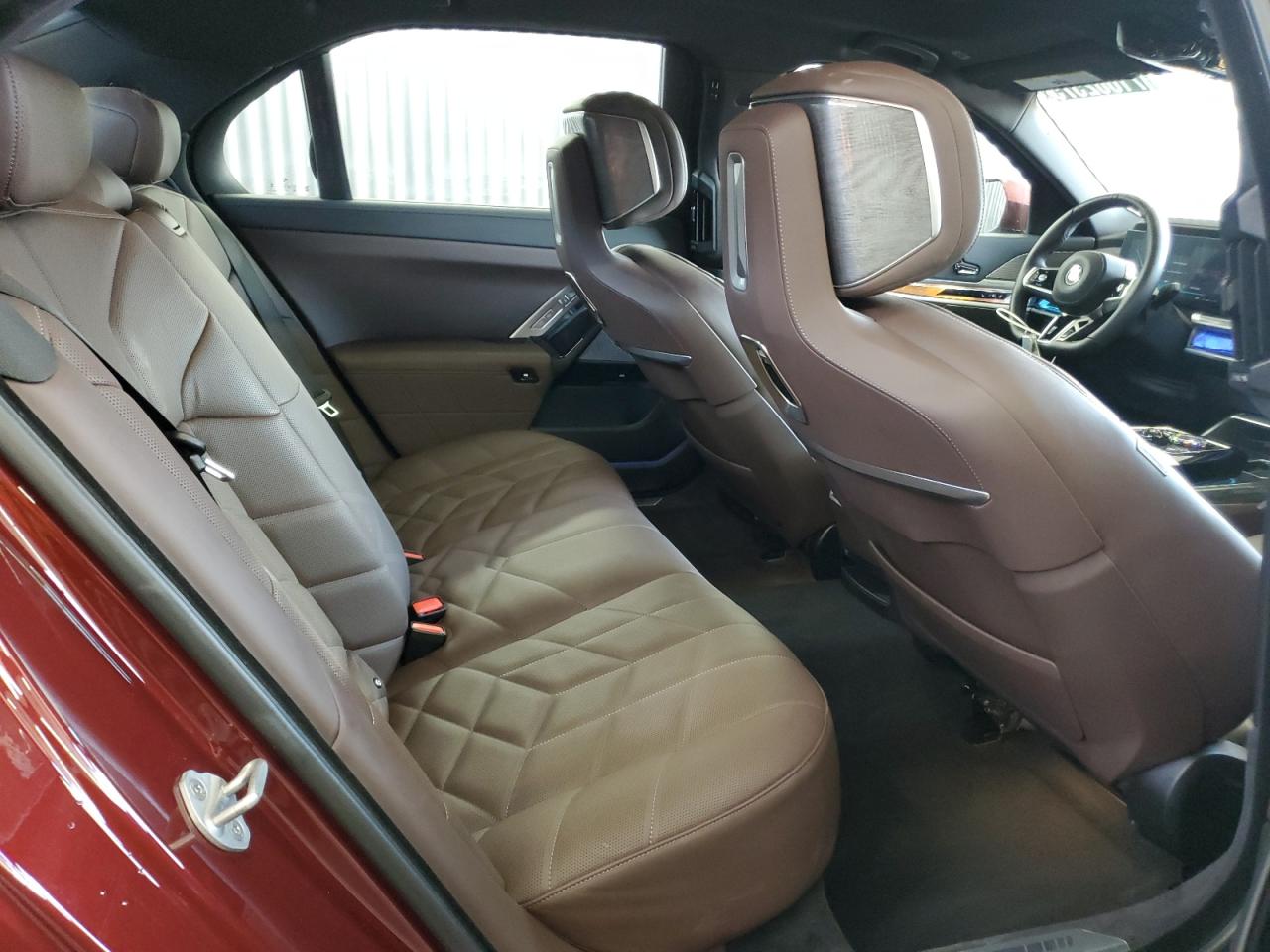 2025 Bmw 740 I Red vin: WBA23EH09SCU48950