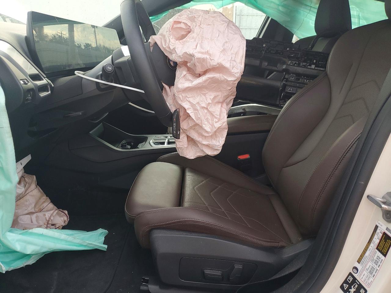 2025 Bmw 228xi White vin: WBA23GG05S7S56169