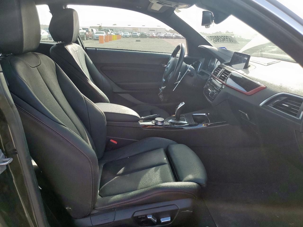 2021 Bmw 230i    Black vin: WBA2J1C09M7J09350
