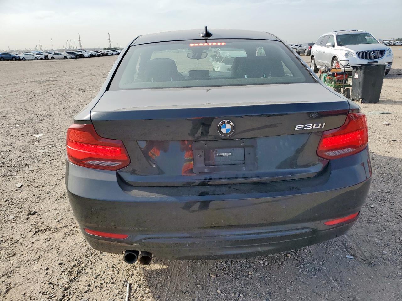 2021 Bmw 230i    Black vin: WBA2J1C09M7J09350