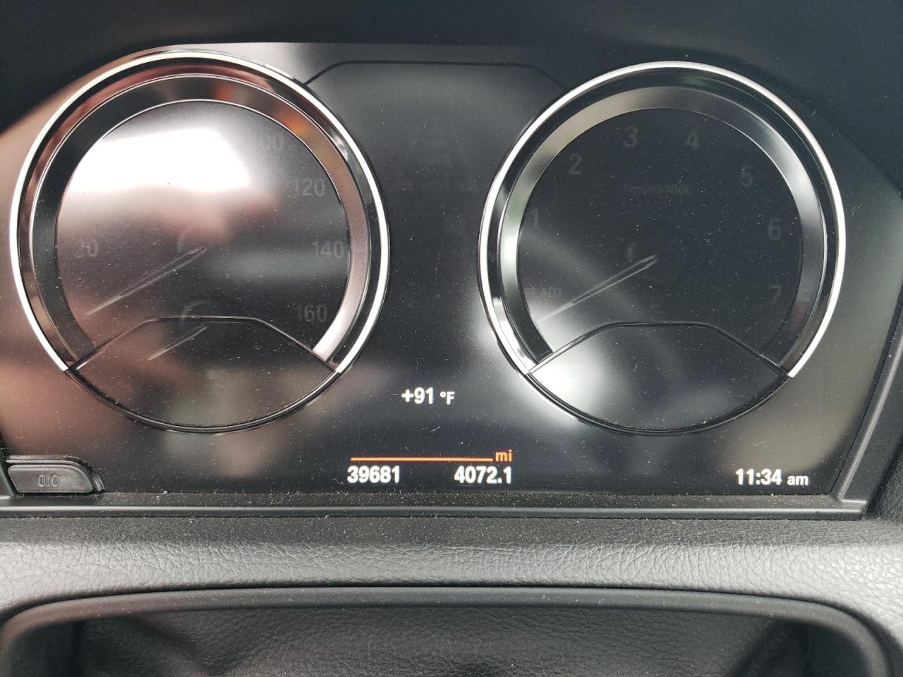 2021 Bmw 230xi    White vin: WBA2K1C02M7J54711