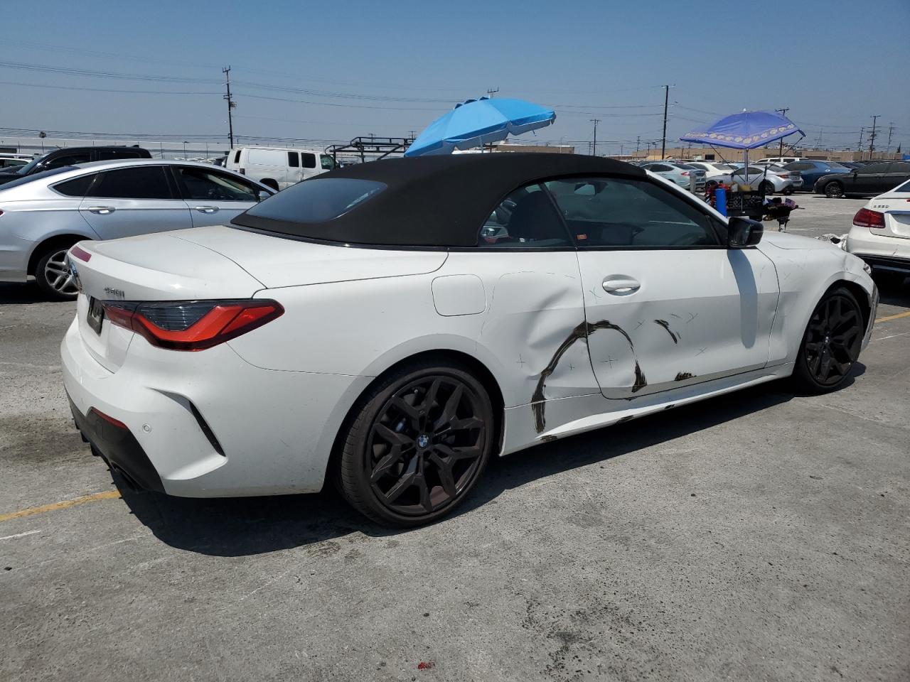 2025 Bmw 430i    White vin: WBA33DB07SCS09145