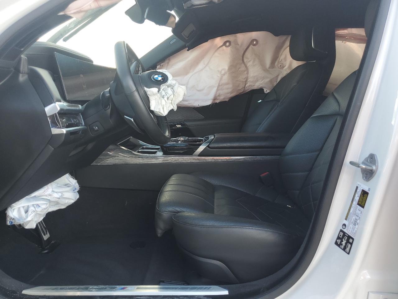 2024 Bmw 740 Xi White vin: WBA33EH02RCS76226