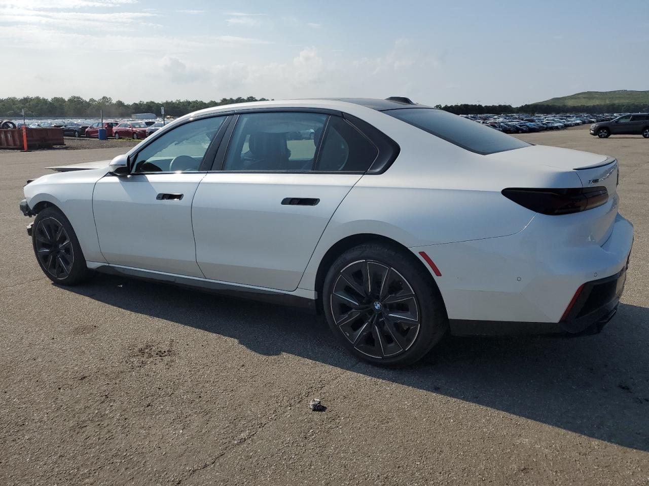 2024 Bmw 760 Xi White vin: WBA33EJ05RCR10400
