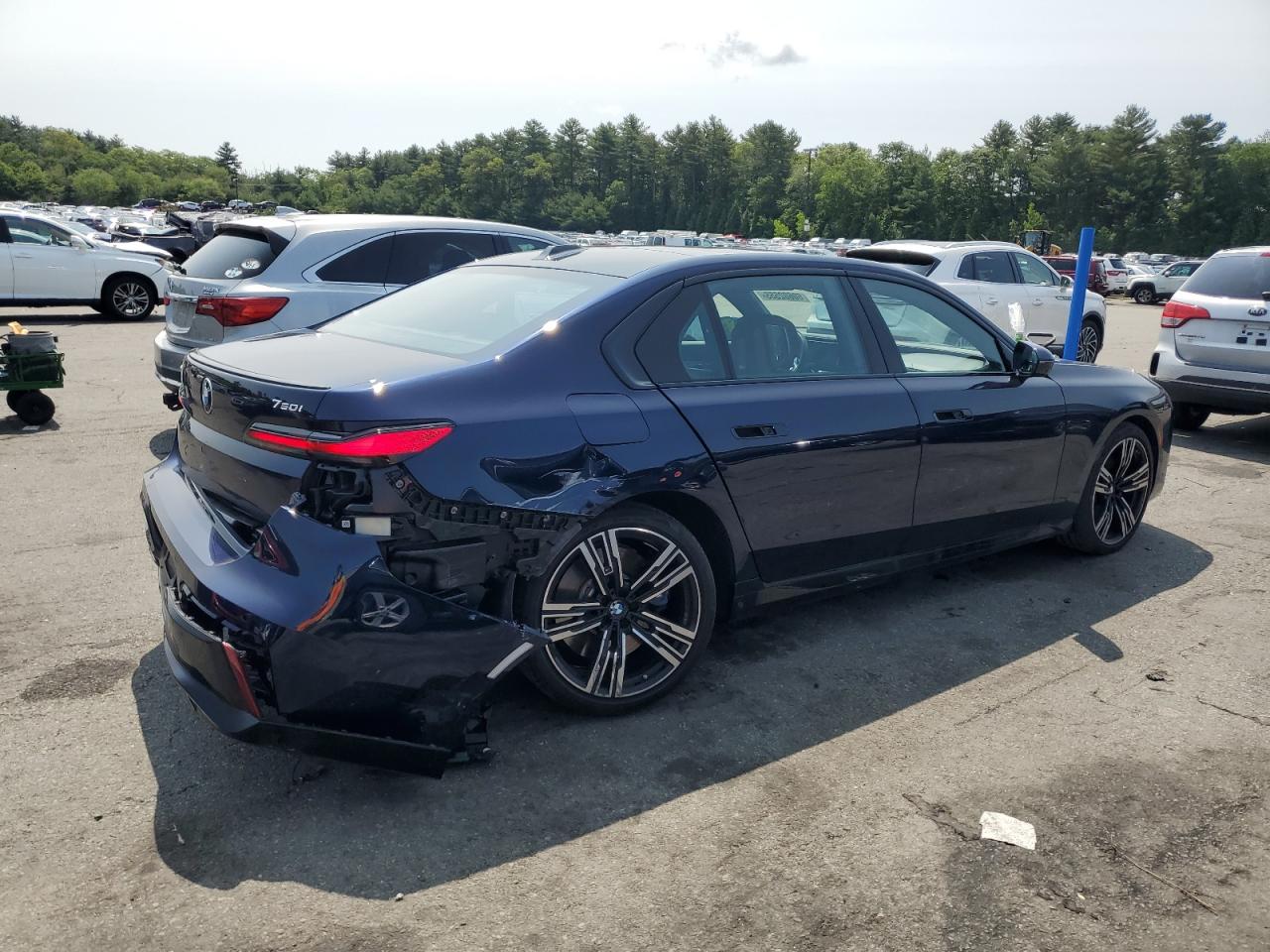 2024 Bmw 760 Xi Blue vin: WBA33EJ06RCR79810