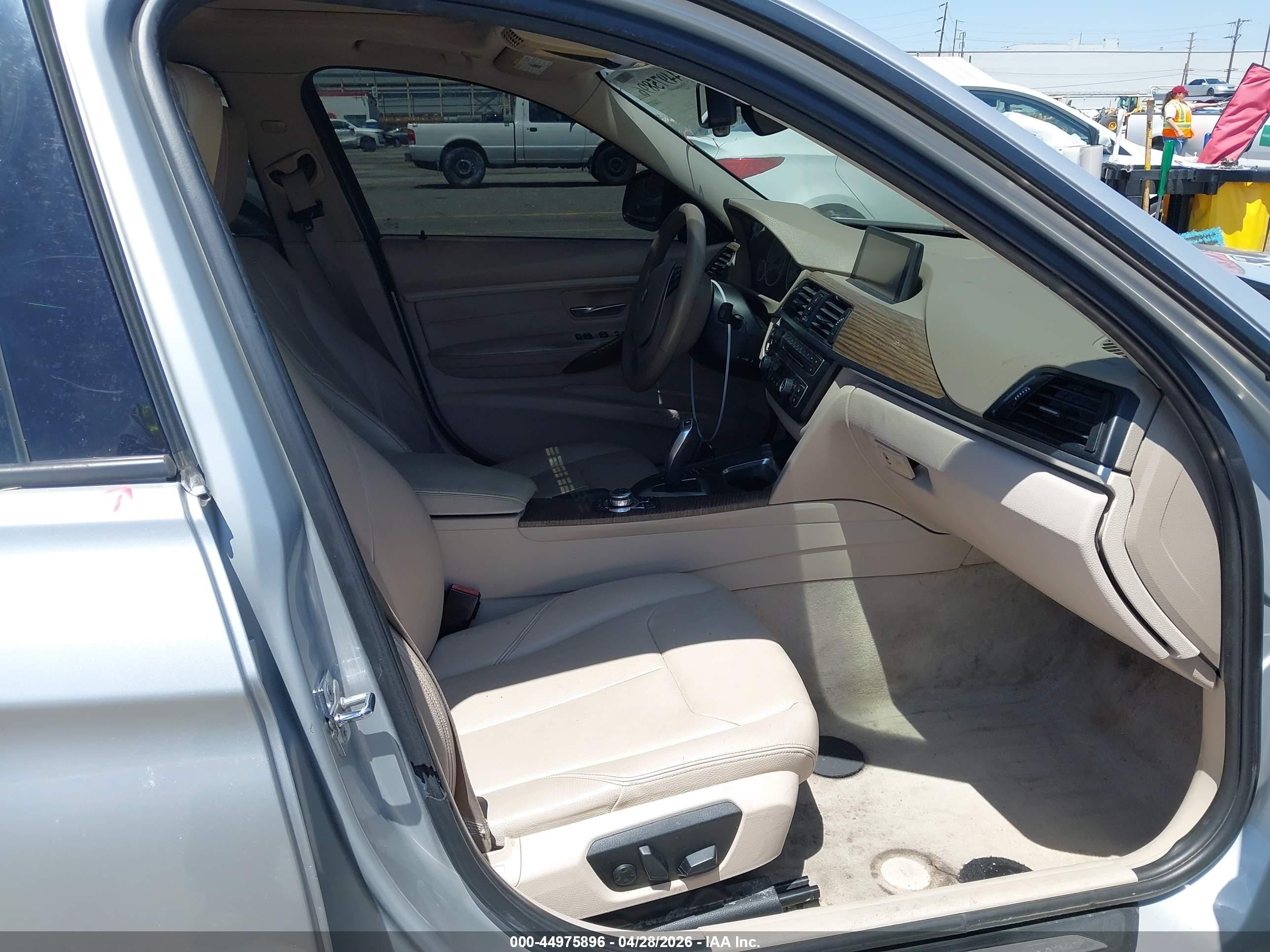 2012 Bmw 328i Silver vin: WBA3A5C50CF256359