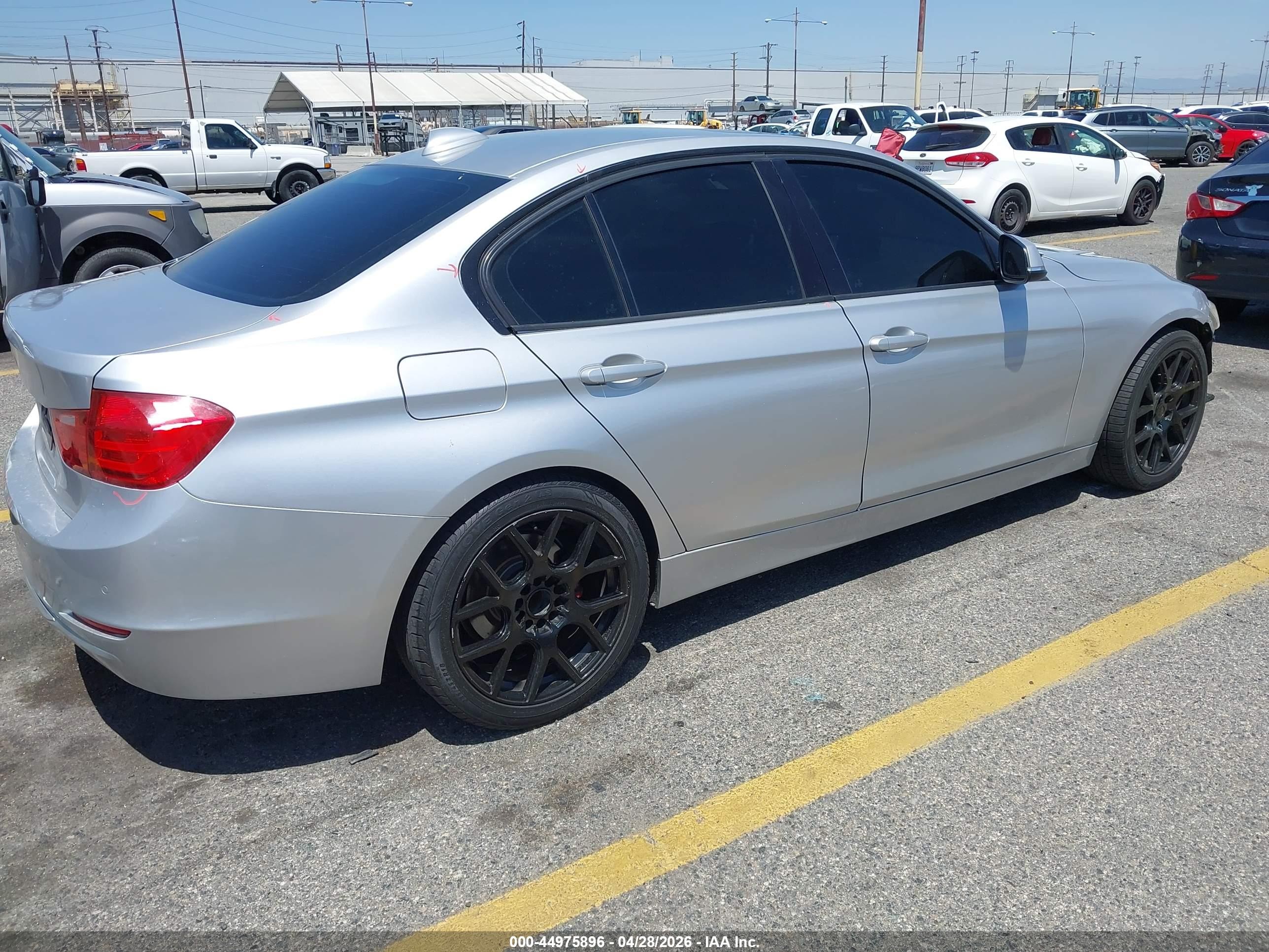 2012 Bmw 328i Silver vin: WBA3A5C50CF256359