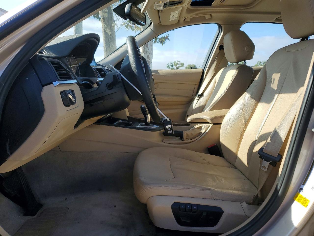 2014 Bmw 328 I Tan vin: WBA3A5C50EF604762