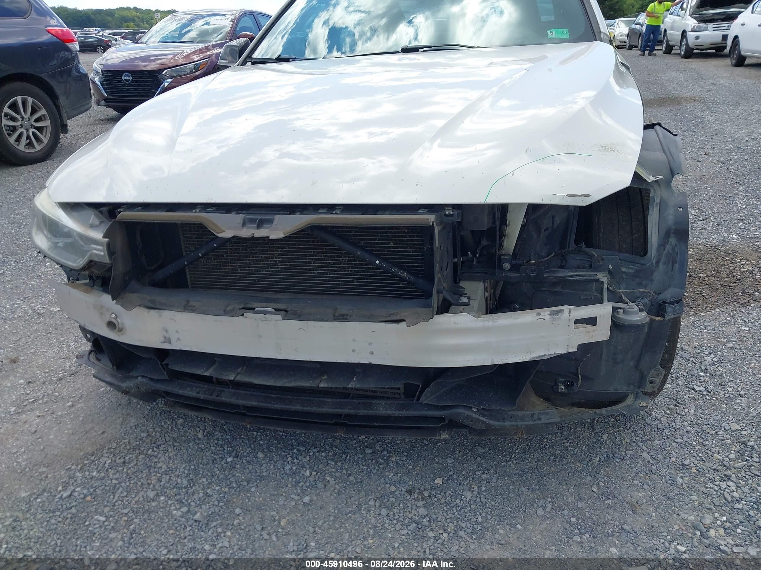 2015 Bmw 328i   White vin: WBA3A5C50FF453651