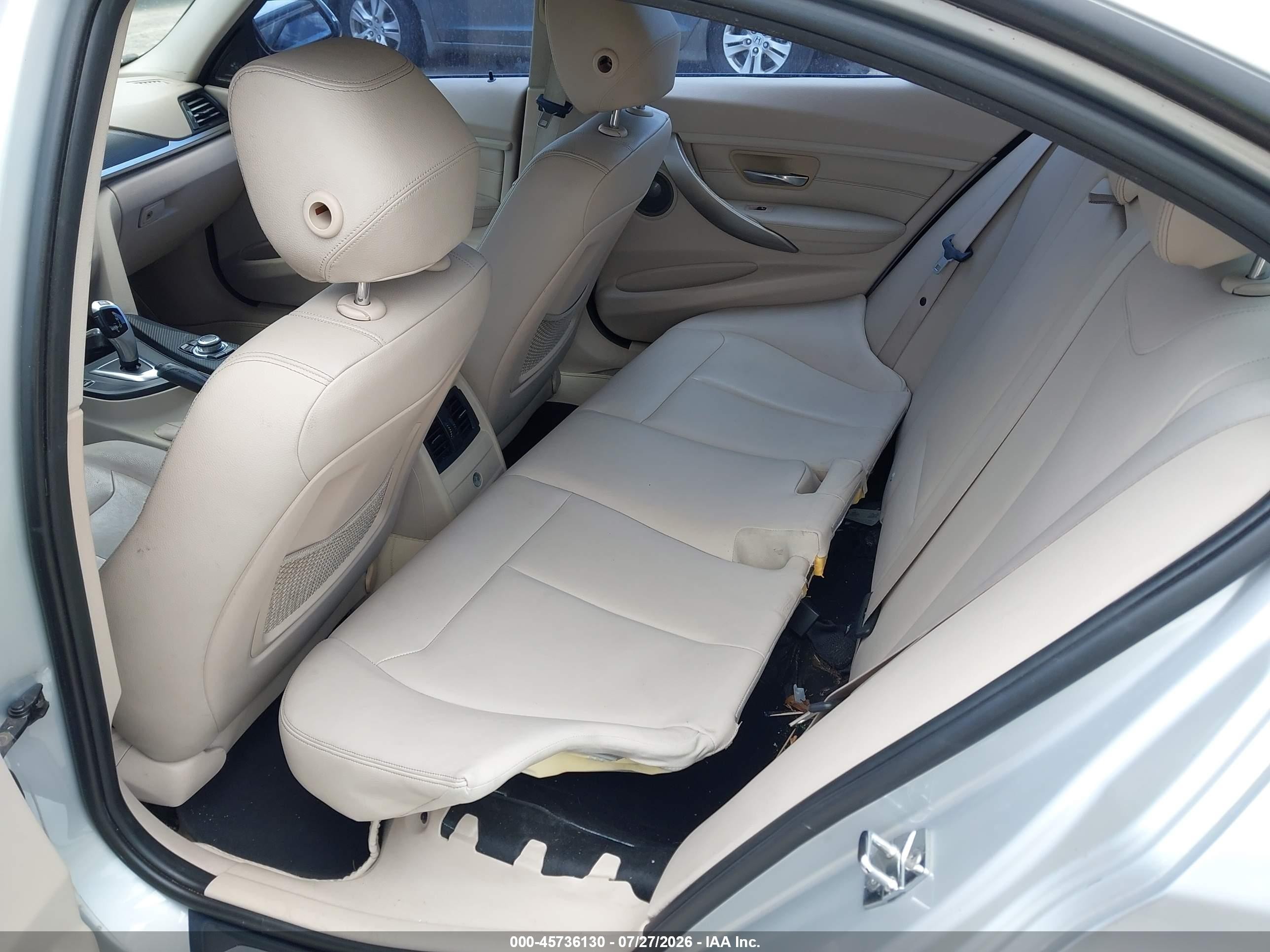 2012 Bmw 328i   Silver vin: WBA3A5C51CF341033