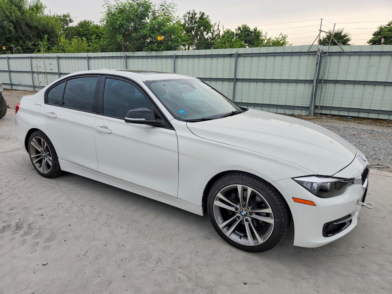 2013 Bmw 328 I White vin: WBA3A5C51DF350512