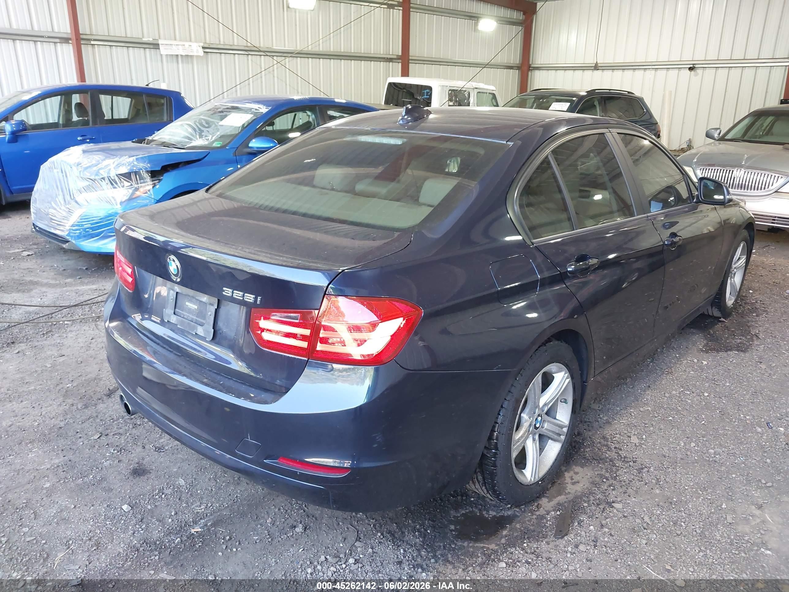 2013 Bmw 328i   Blue vin: WBA3A5C51DF352714