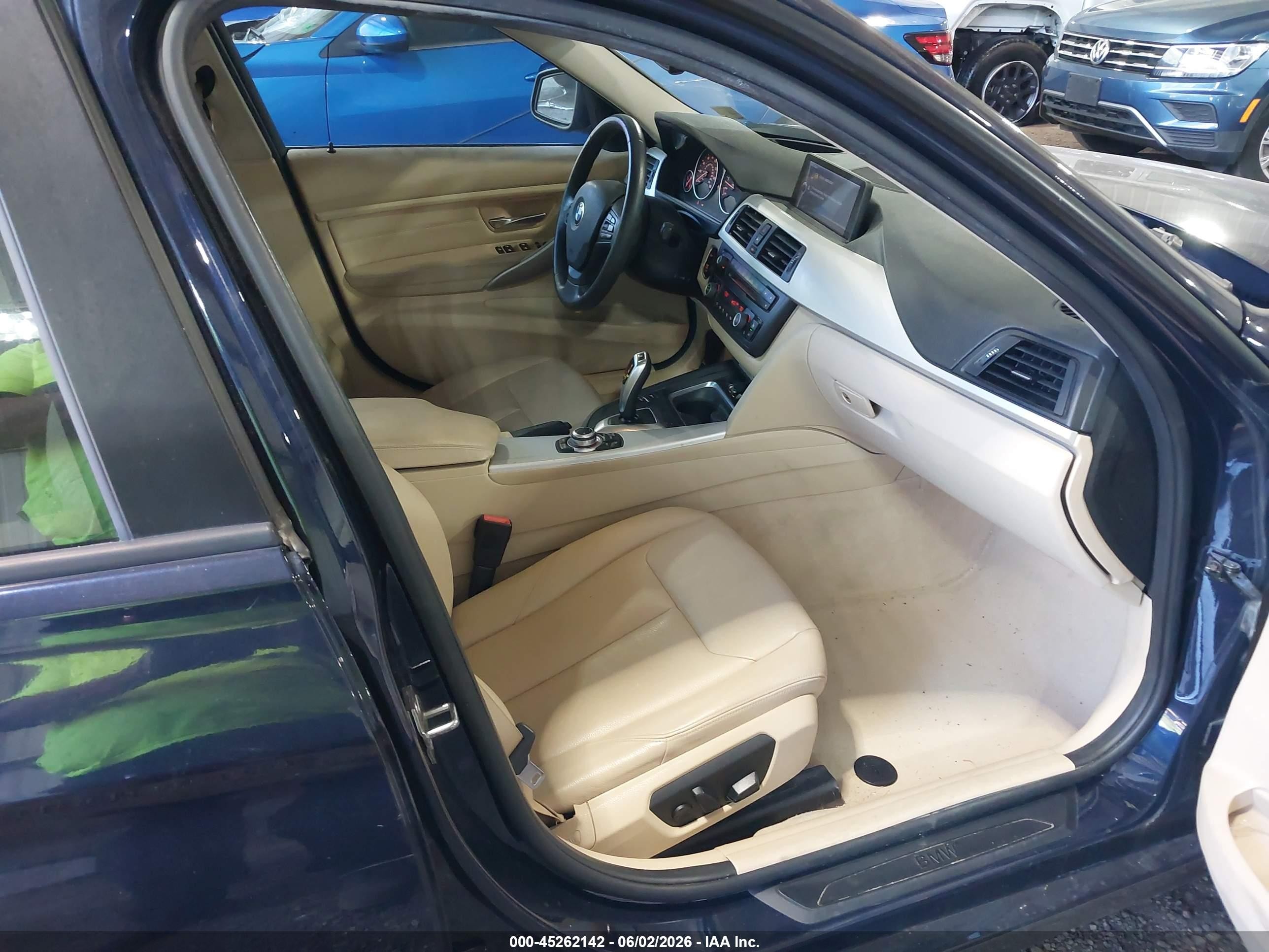 2013 Bmw 328i   Blue vin: WBA3A5C51DF352714
