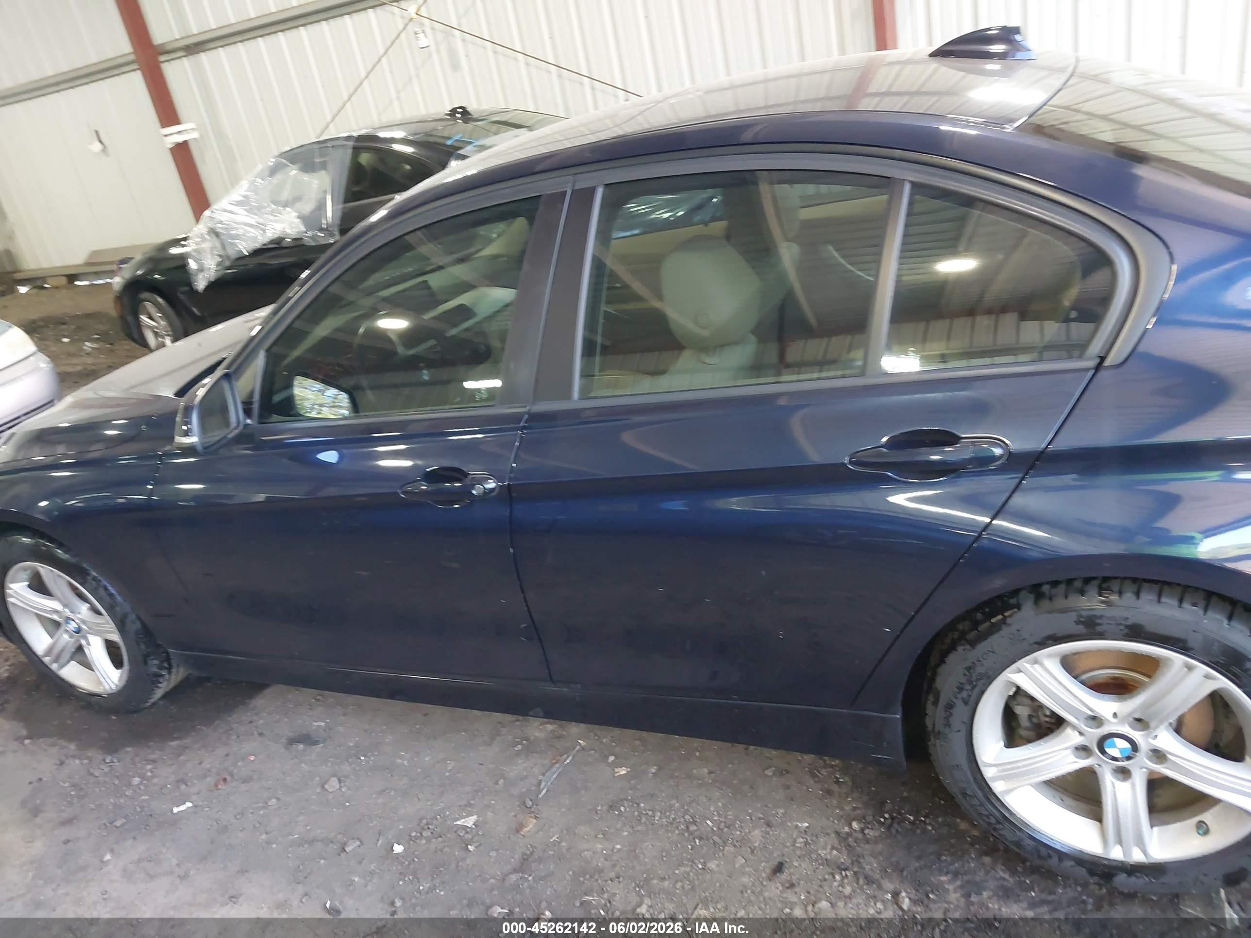 2013 Bmw 328i   Blue vin: WBA3A5C51DF352714