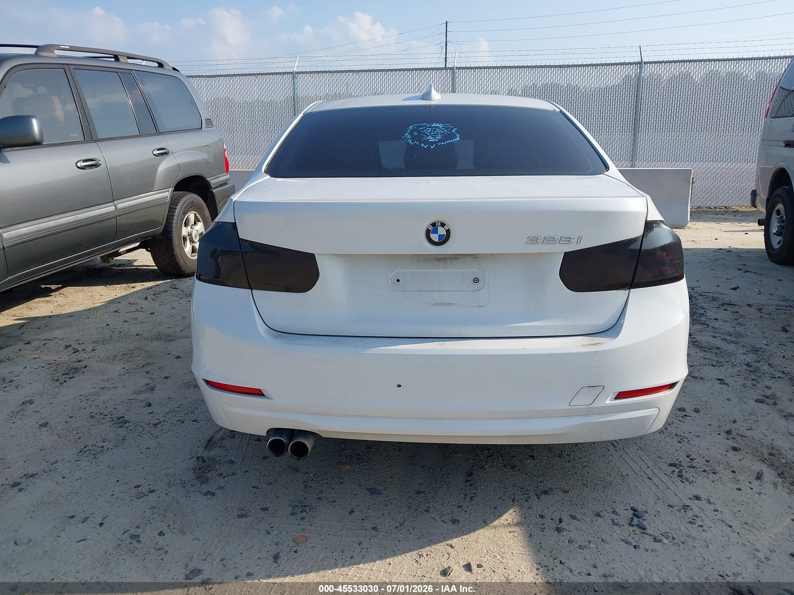 2013 Bmw 328i   White vin: WBA3A5C51DF600394