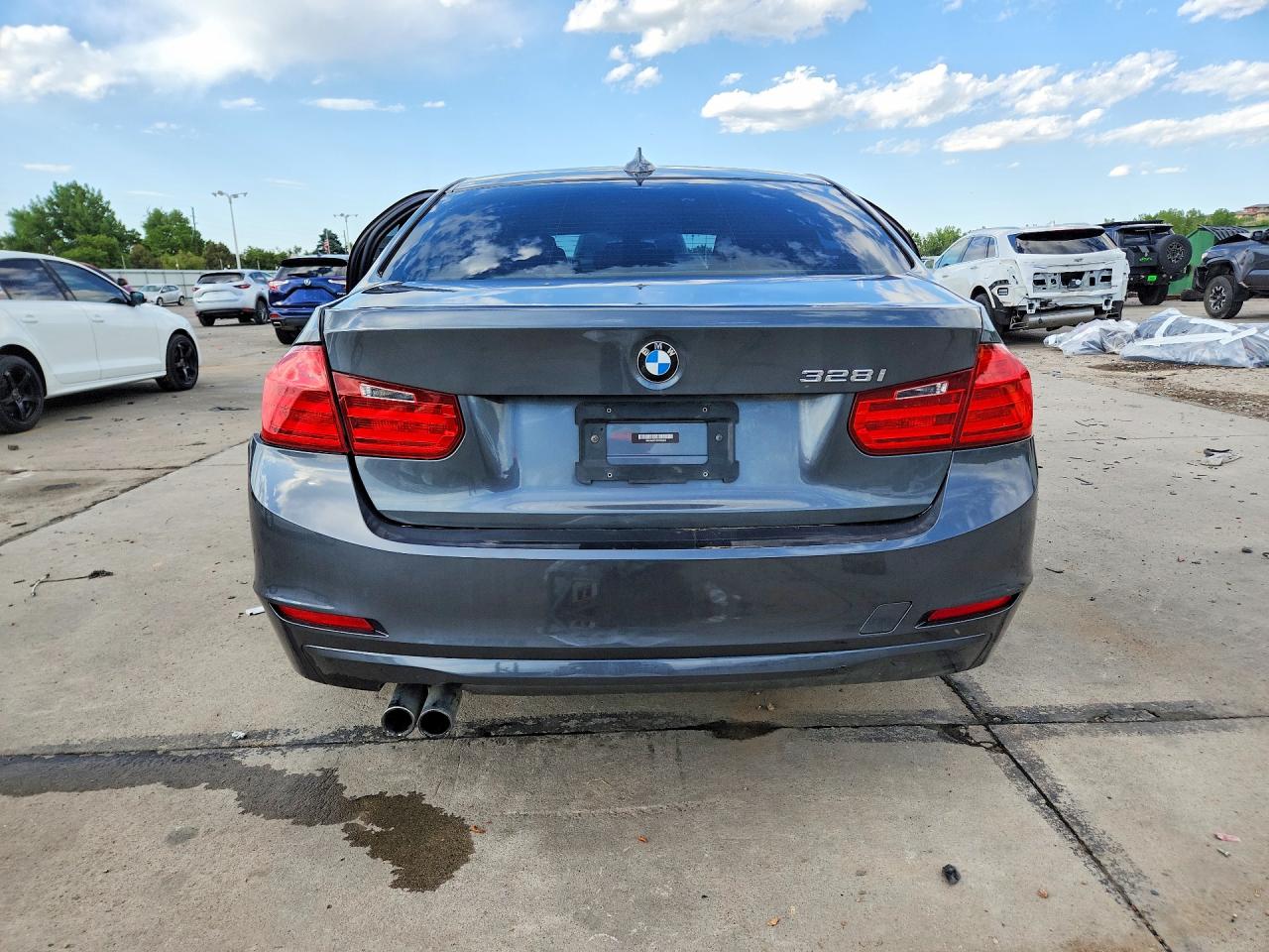 2013 Bmw 328 I Blue vin: WBA3A5C51DF602856