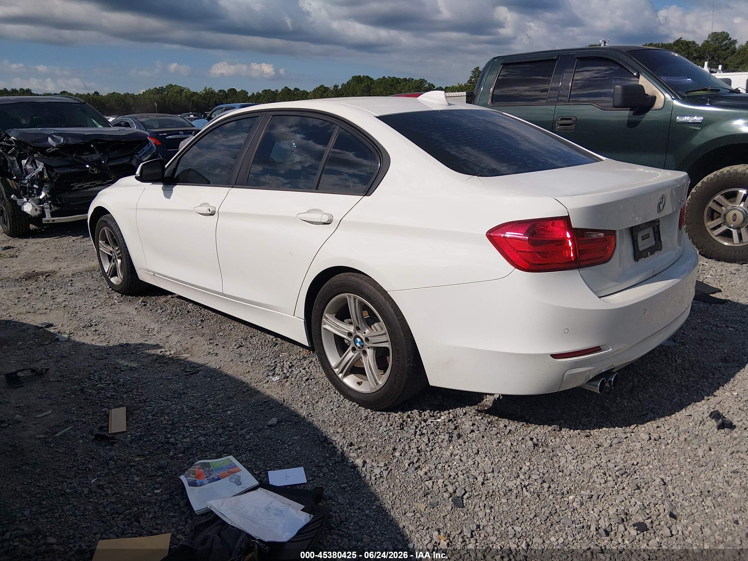 2015 Bmw 328i   White vin: WBA3A5C51FF610877