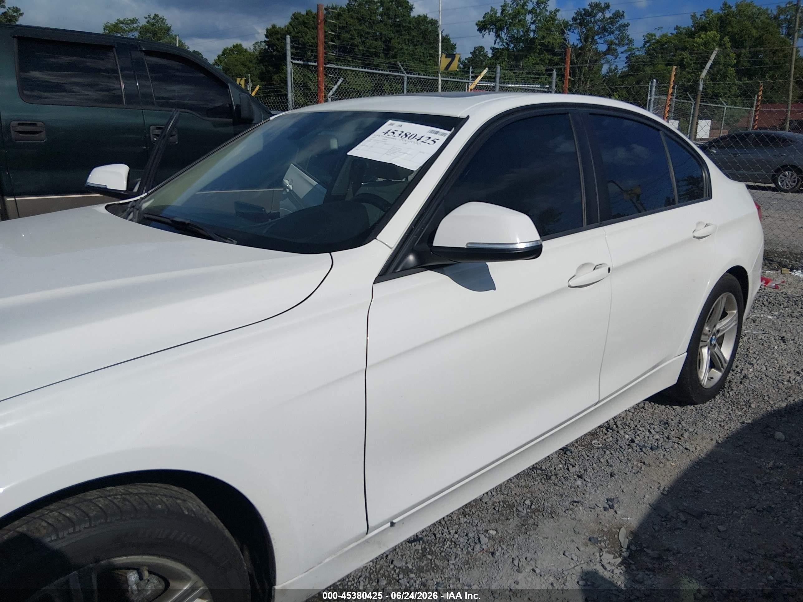 2015 Bmw 328i   White vin: WBA3A5C51FF610877