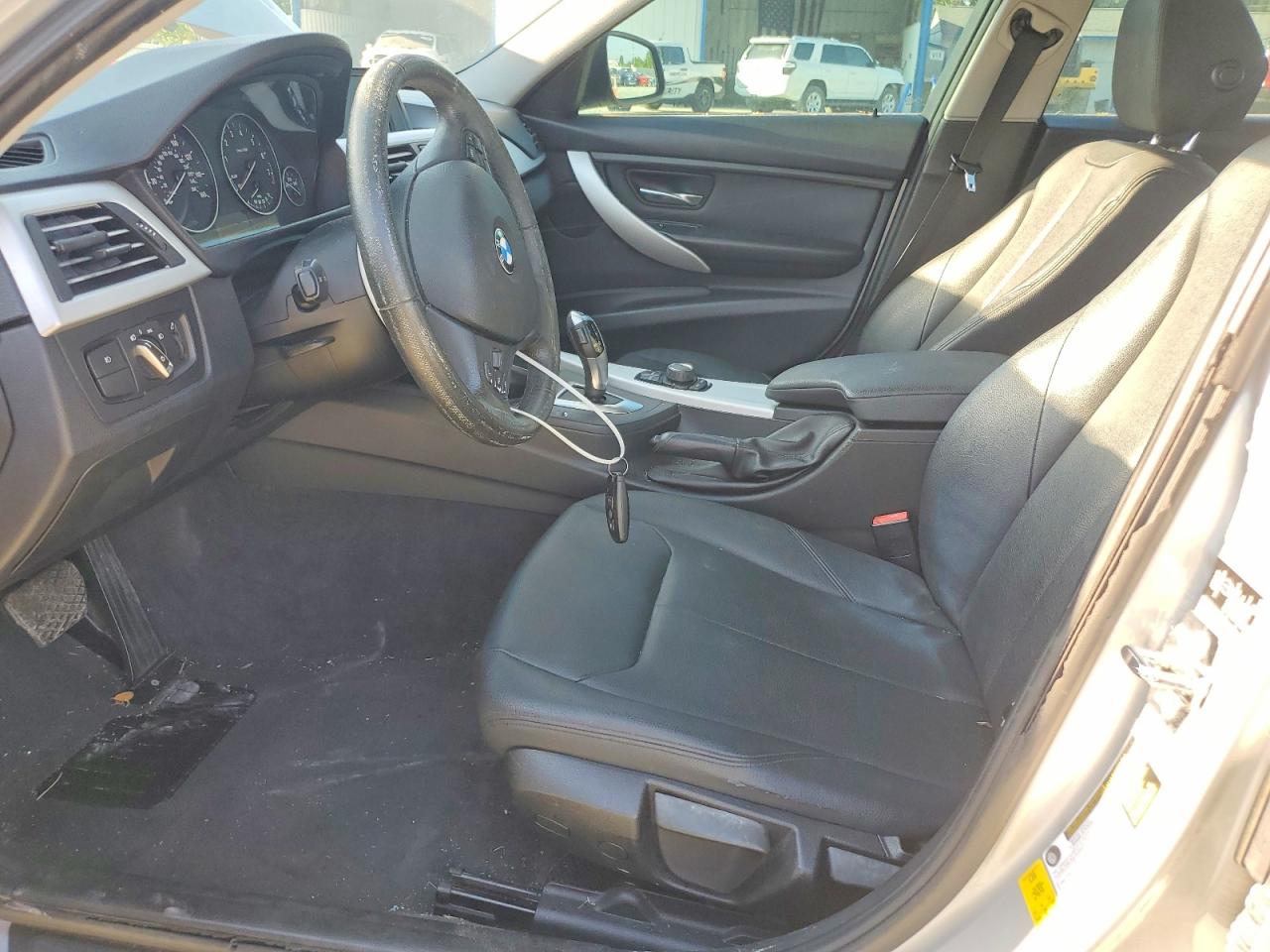 2012 Bmw 328 I Серебряный vin: WBA3A5C52CF341591