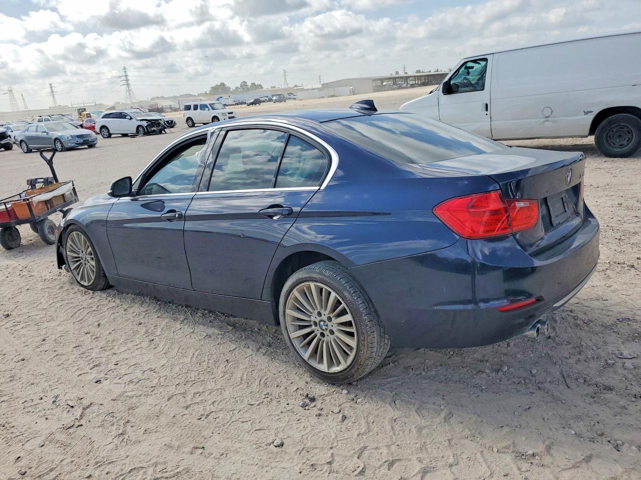 2012 Bmw 328 I Blue vin: WBA3A5C52CF346323
