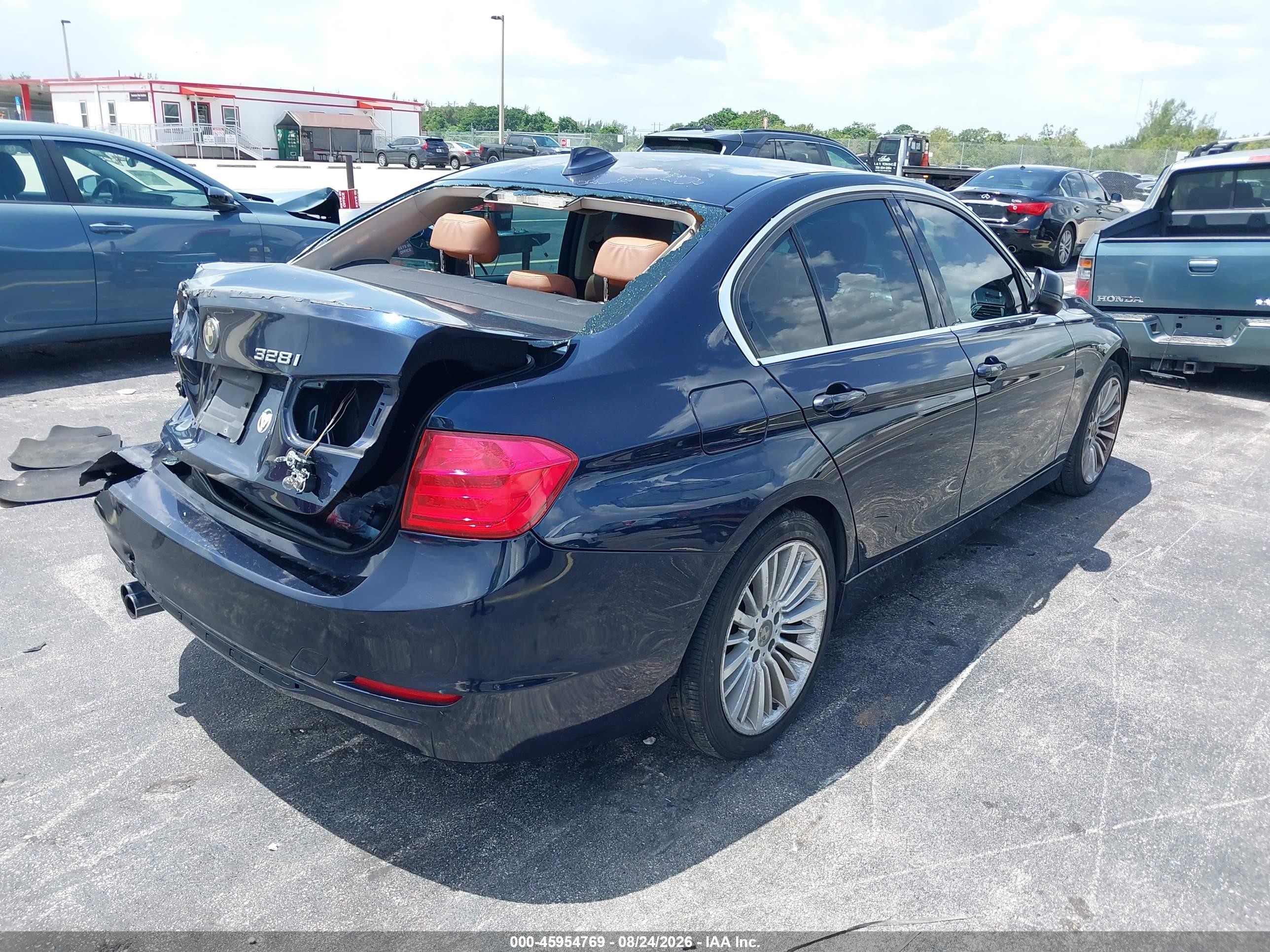 2012 Bmw 328i   Blue vin: WBA3A5C52CF347424