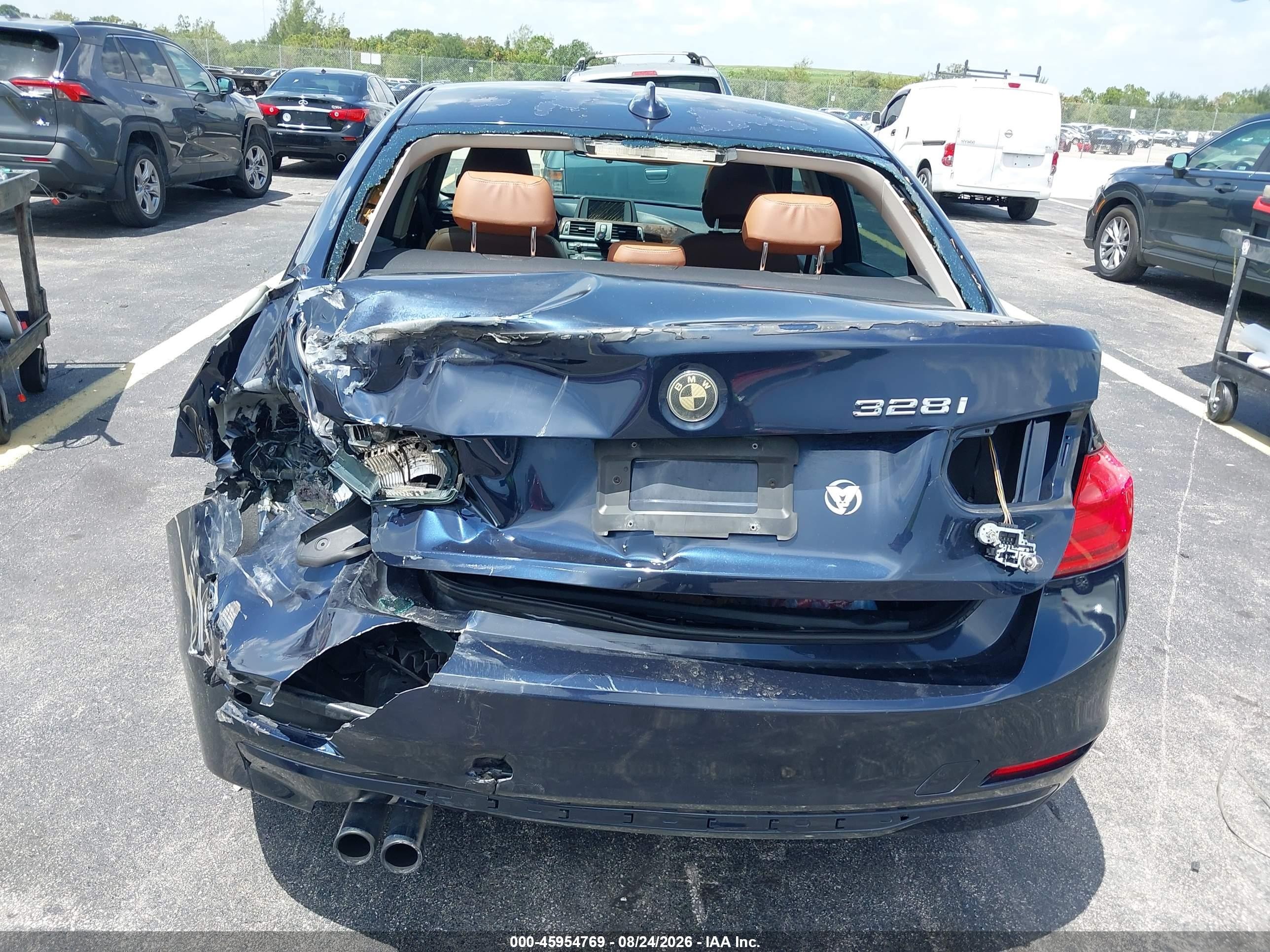 2012 Bmw 328i   Blue vin: WBA3A5C52CF347424