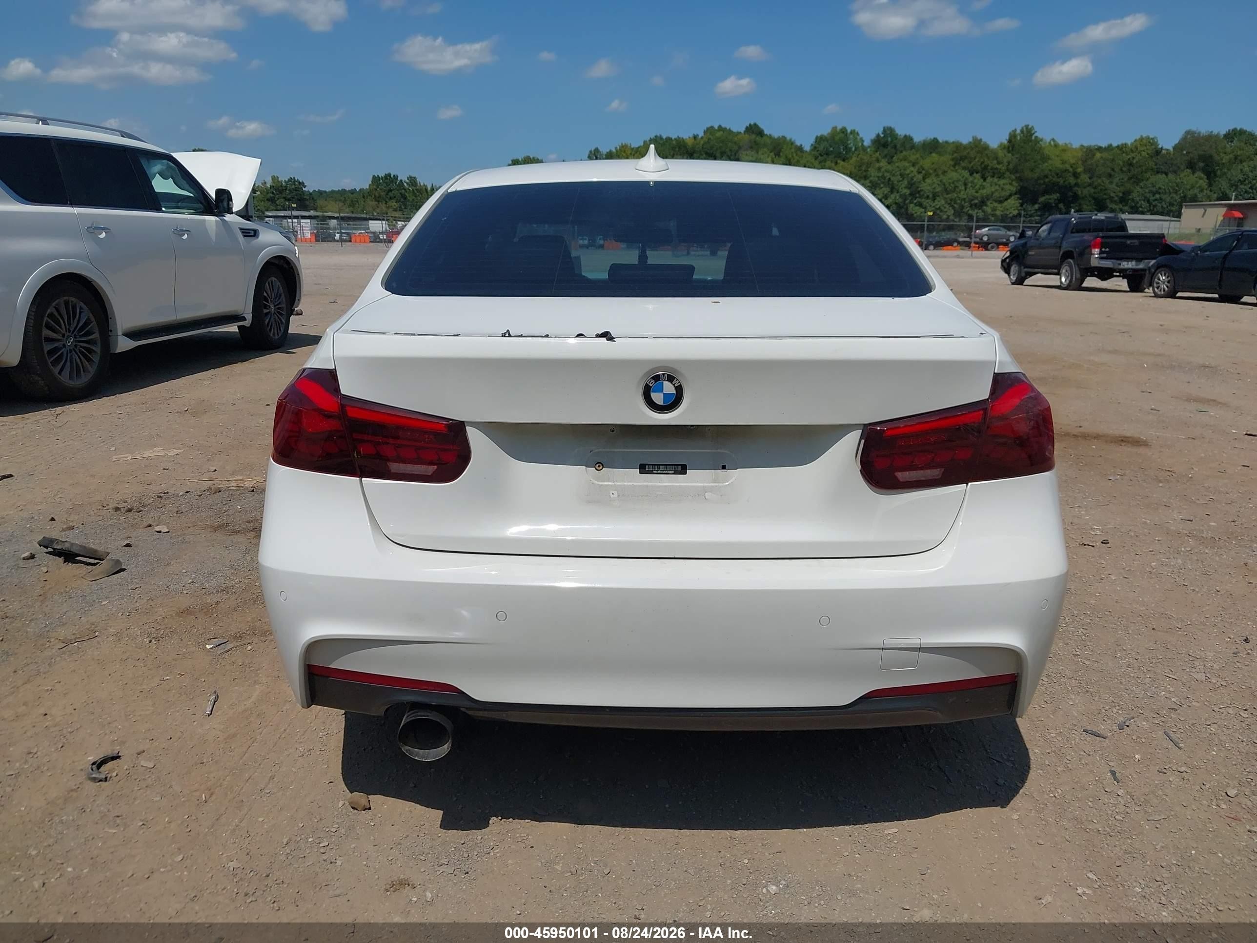 2013 Bmw 328i   White vin: WBA3A5C52DF359851