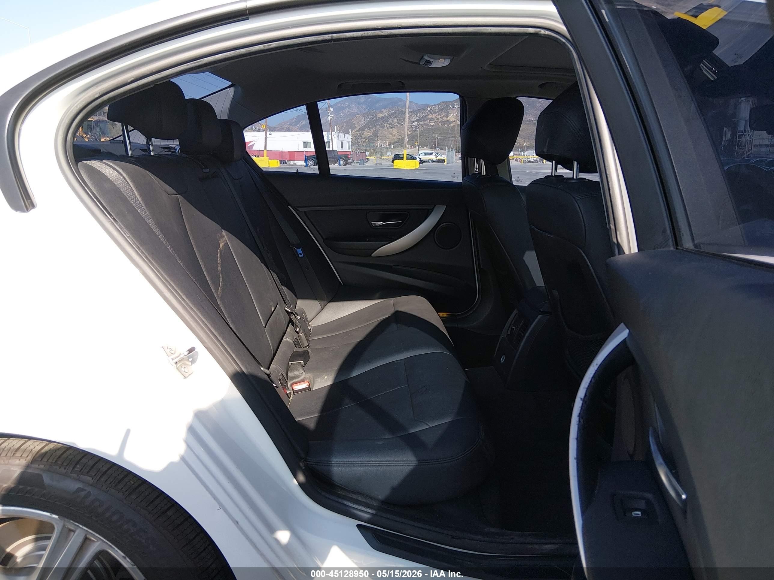 2013 Bmw 328i   White vin: WBA3A5C52DF603725