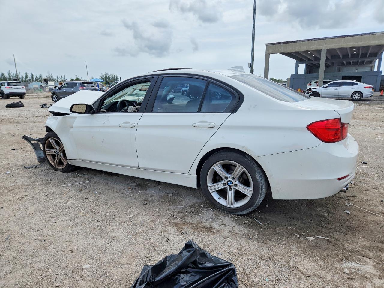 2014 Bmw 328 I White vin: WBA3A5C52EF605105
